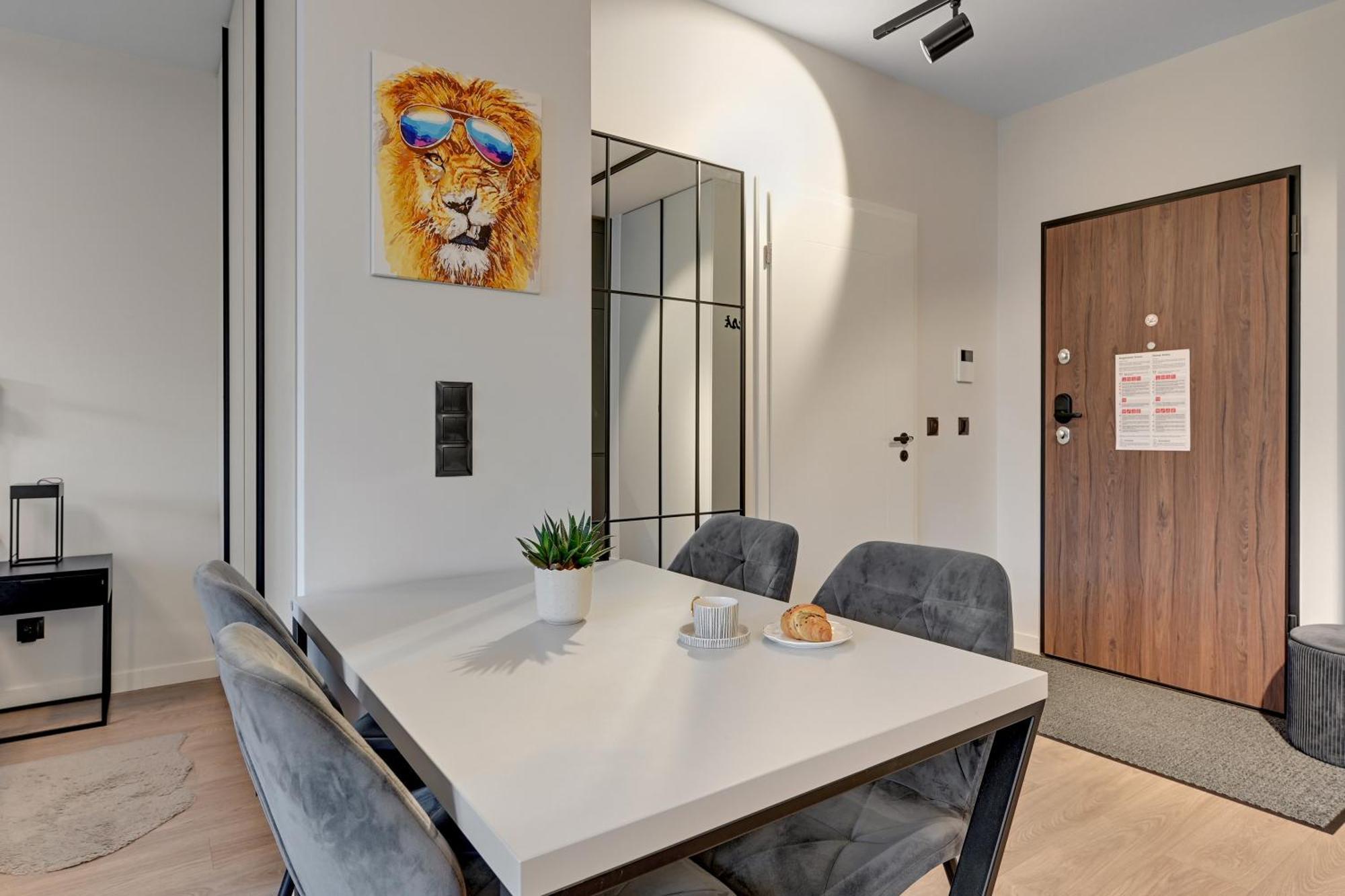Scala City Center Premium Studios By Lion Apartments Γκντανσκ Εξωτερικό φωτογραφία